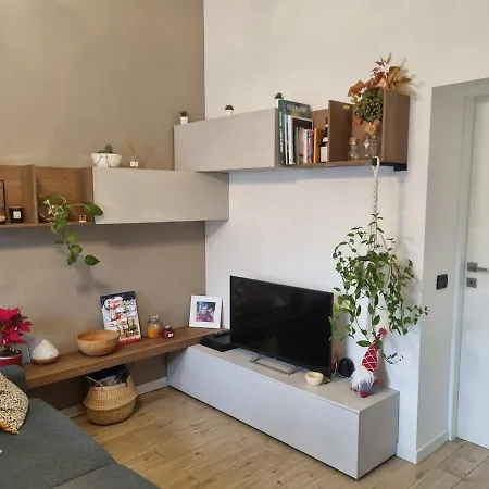 Appartement Cozy Place In Milaan
